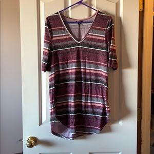 Extra long quarter sleeve shirt